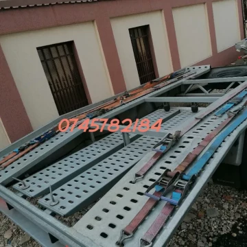 Inchiriez platforme auto / remorca de bagaje